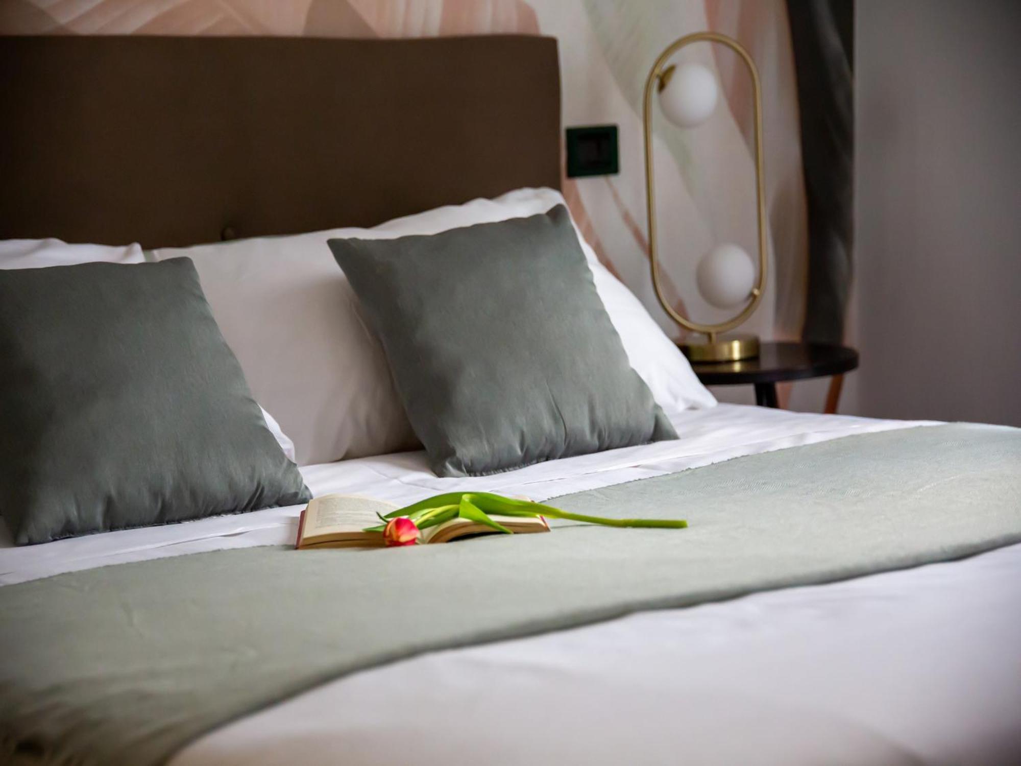 The Best Rent - Spacious One-Bedroom Apartment Near The Columns Of San Lorenzo Μιλάνο Εξωτερικό φωτογραφία